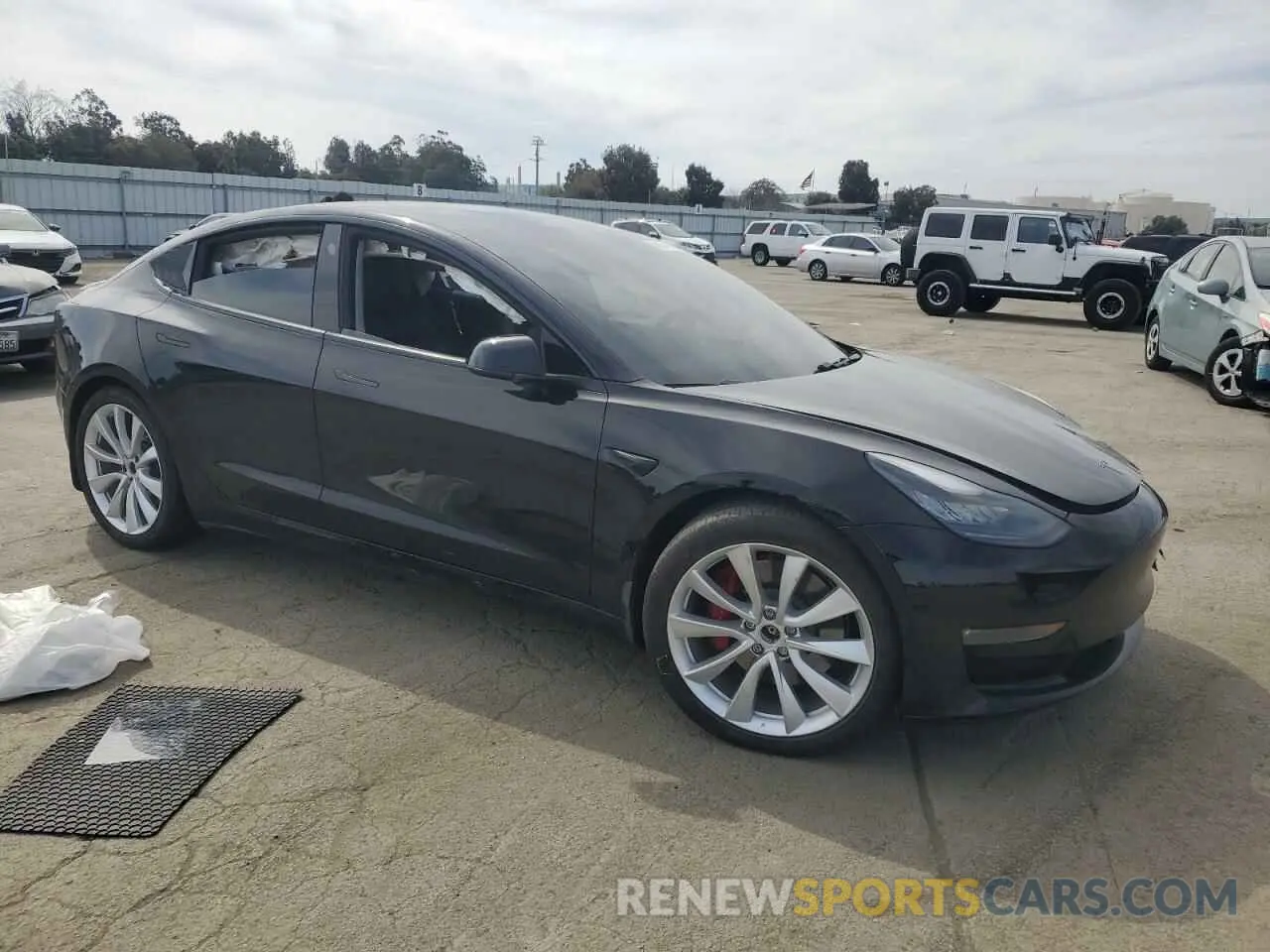 4 Photograph of a damaged car 5YJ3E1EB0KF487218 TESLA MODEL 3 2019
