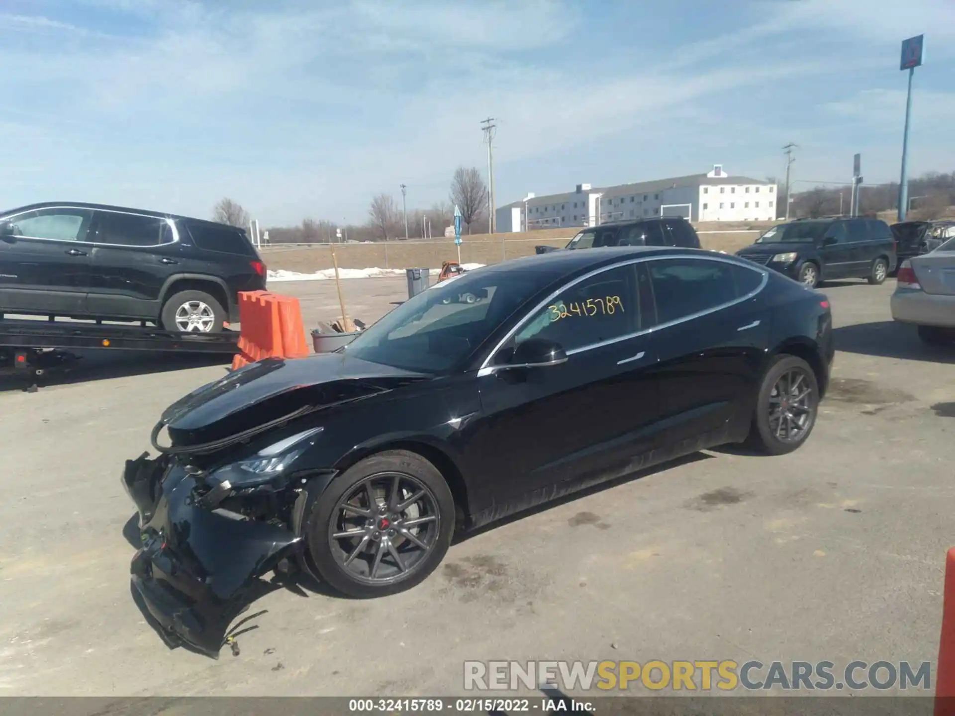 2 Photograph of a damaged car 5YJ3E1EB0KF511033 TESLA MODEL 3 2019