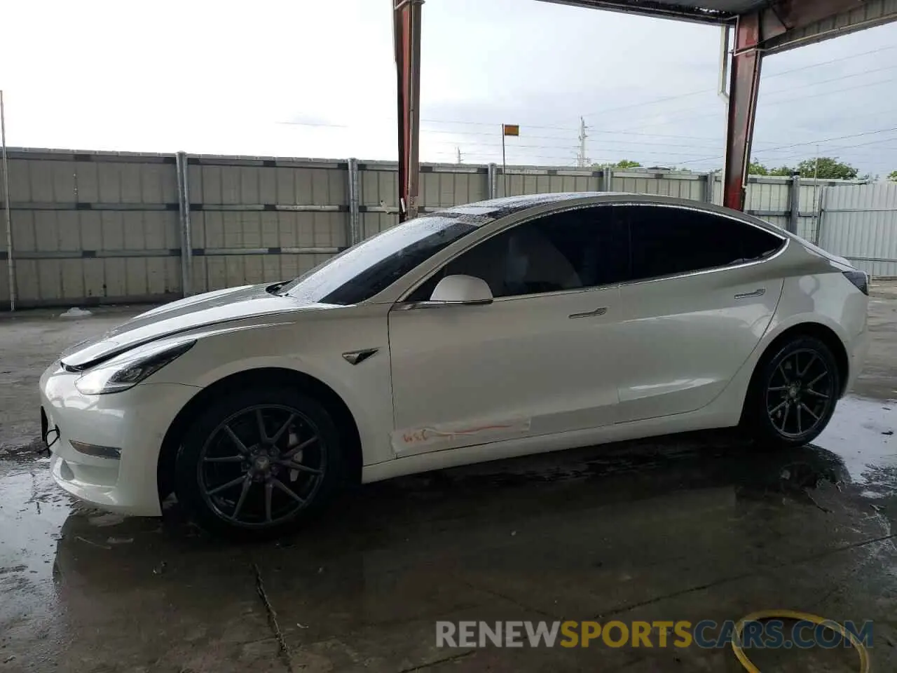 1 Photograph of a damaged car 5YJ3E1EB0KF513168 TESLA MODEL 3 2019