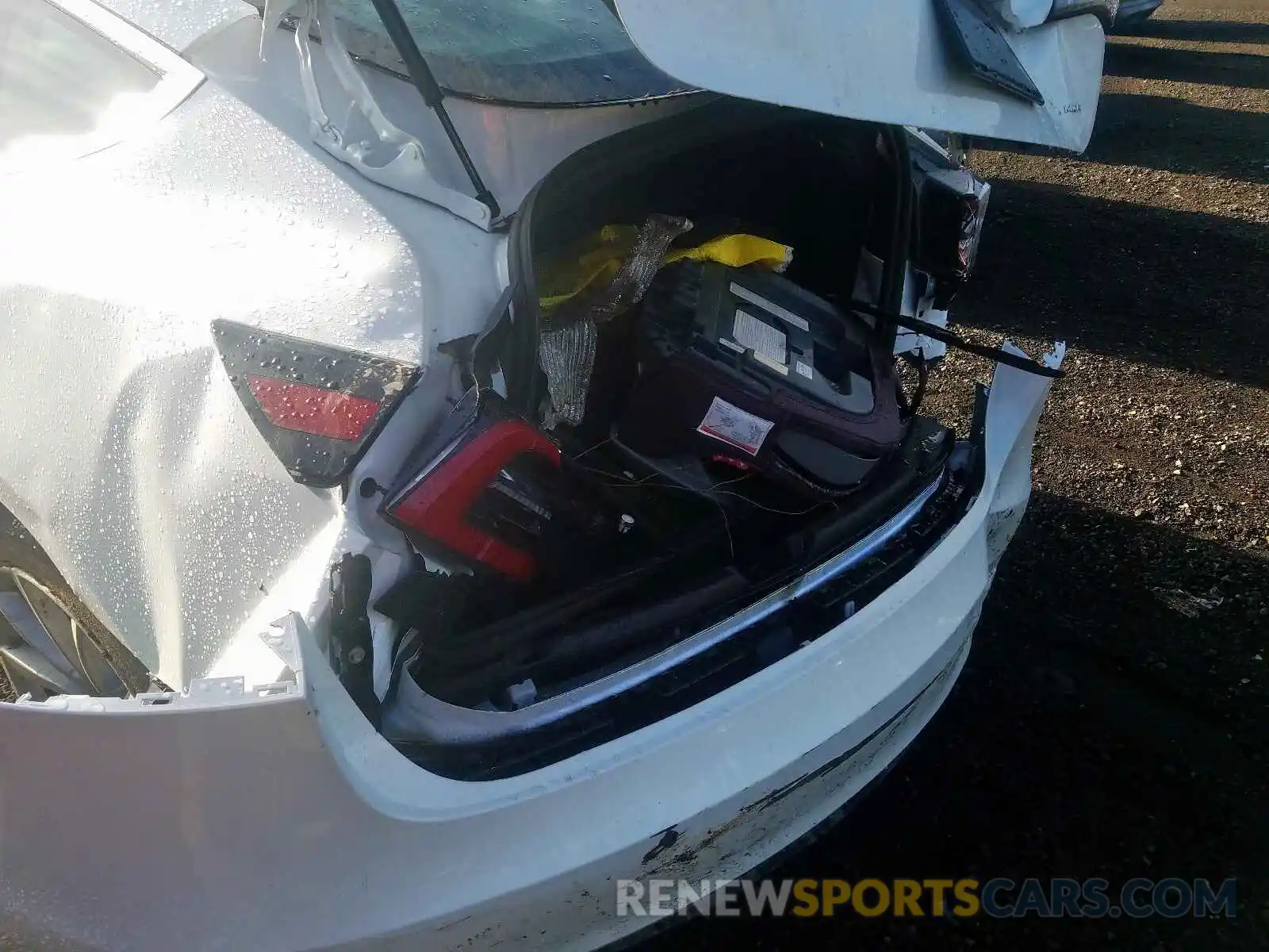 9 Photograph of a damaged car 5YJ3E1EB0KF513347 TESLA MODEL 3 2019