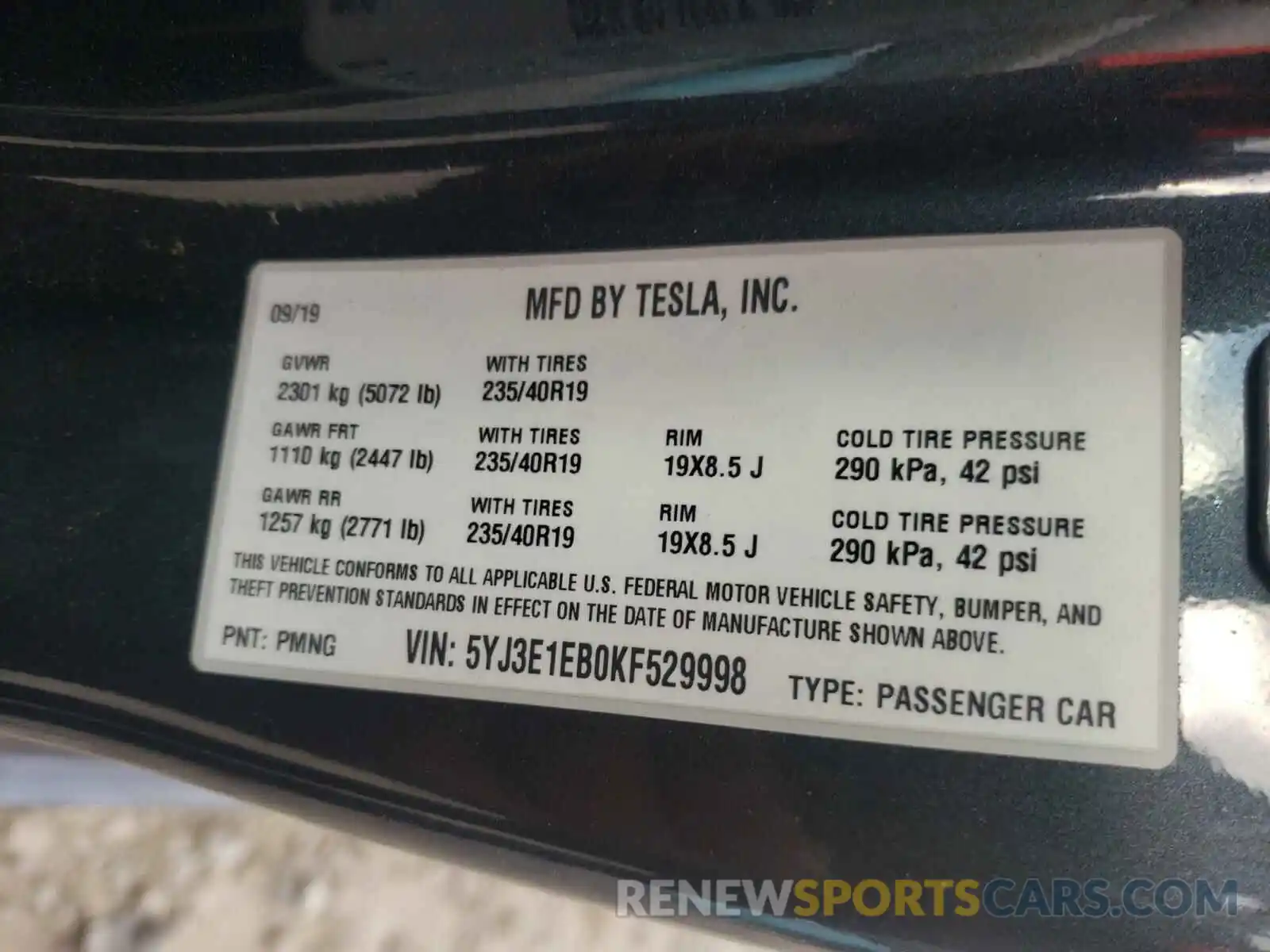 10 Photograph of a damaged car 5YJ3E1EB0KF529998 TESLA MODEL 3 2019