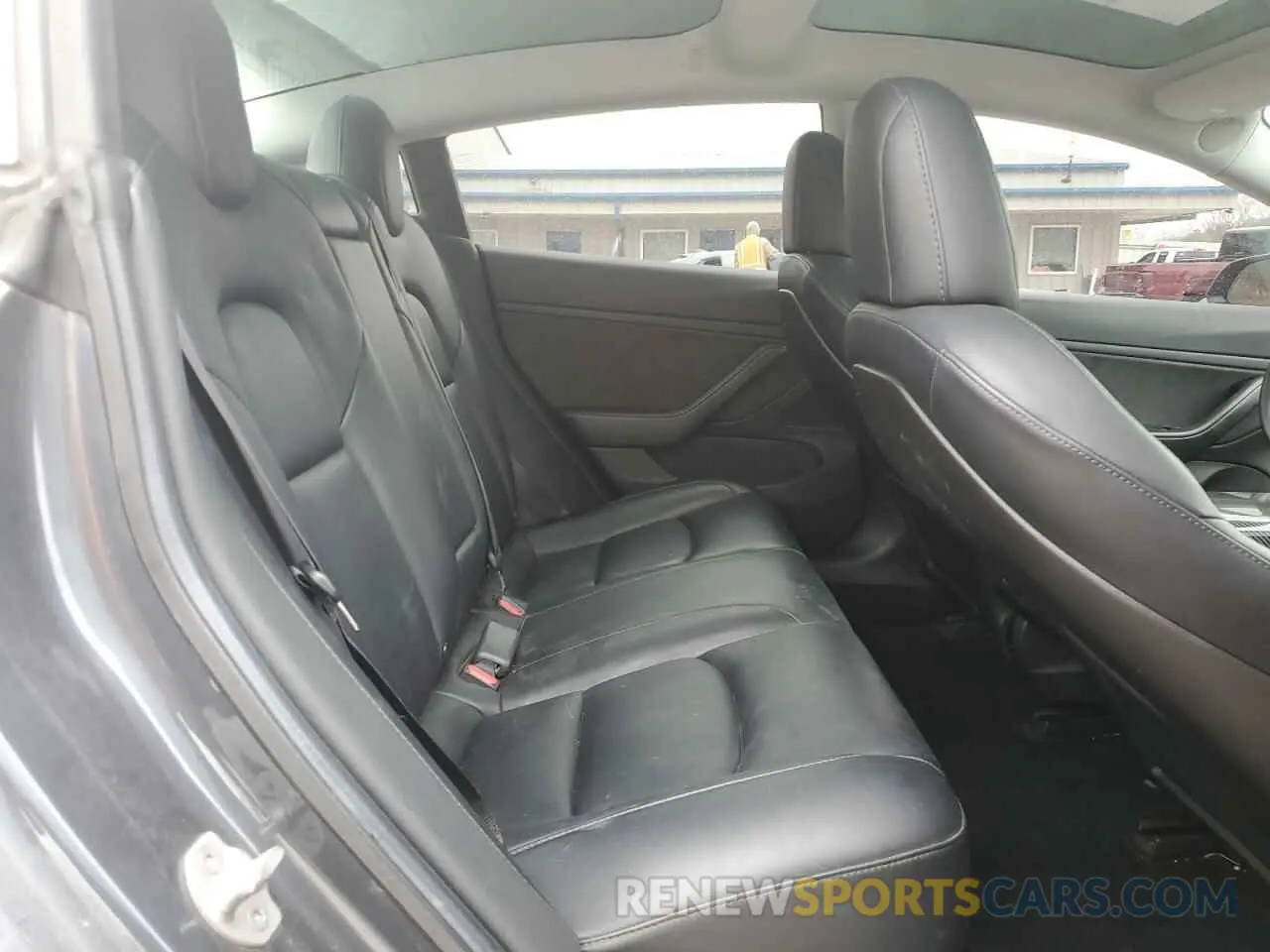 11 Photograph of a damaged car 5YJ3E1EB0KF530018 TESLA MODEL 3 2019