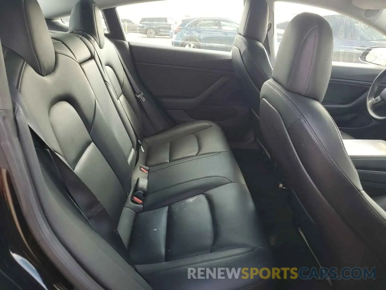 10 Photograph of a damaged car 5YJ3E1EB1KF191933 TESLA MODEL 3 2019