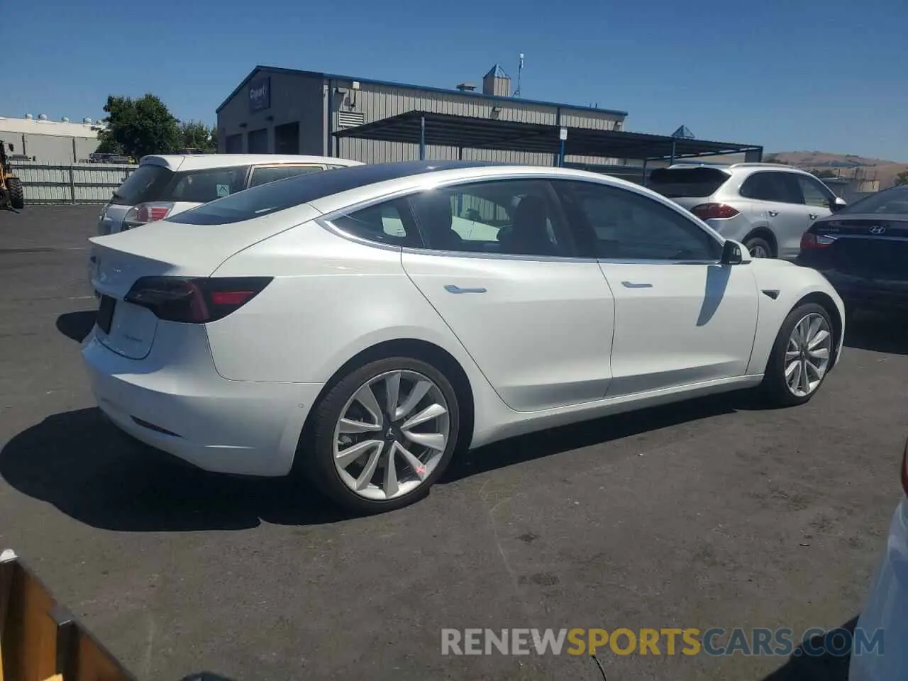 3 Photograph of a damaged car 5YJ3E1EB1KF192046 TESLA MODEL 3 2019