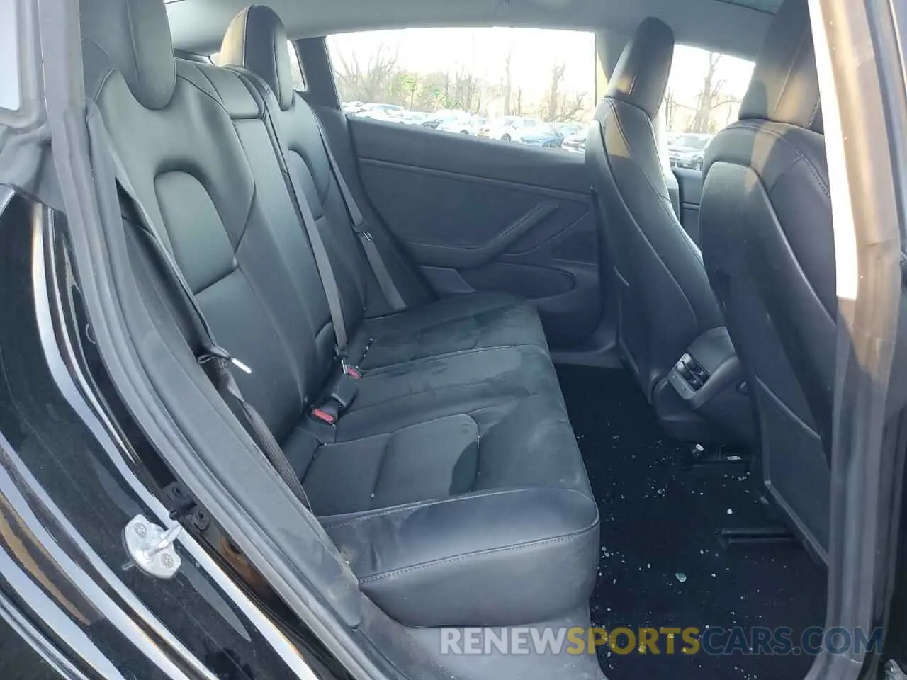 10 Photograph of a damaged car 5YJ3E1EB1KF361319 TESLA MODEL 3 2019