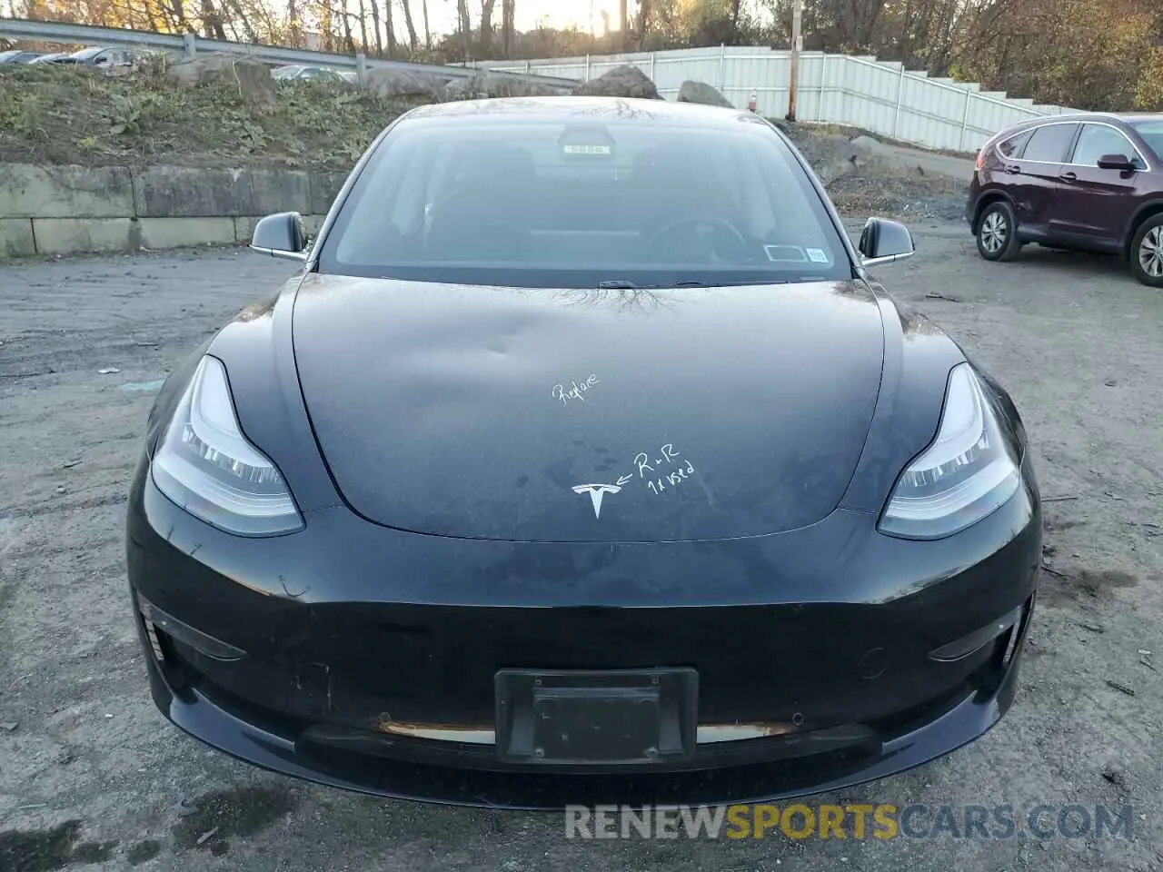 5 Photograph of a damaged car 5YJ3E1EB1KF361319 TESLA MODEL 3 2019