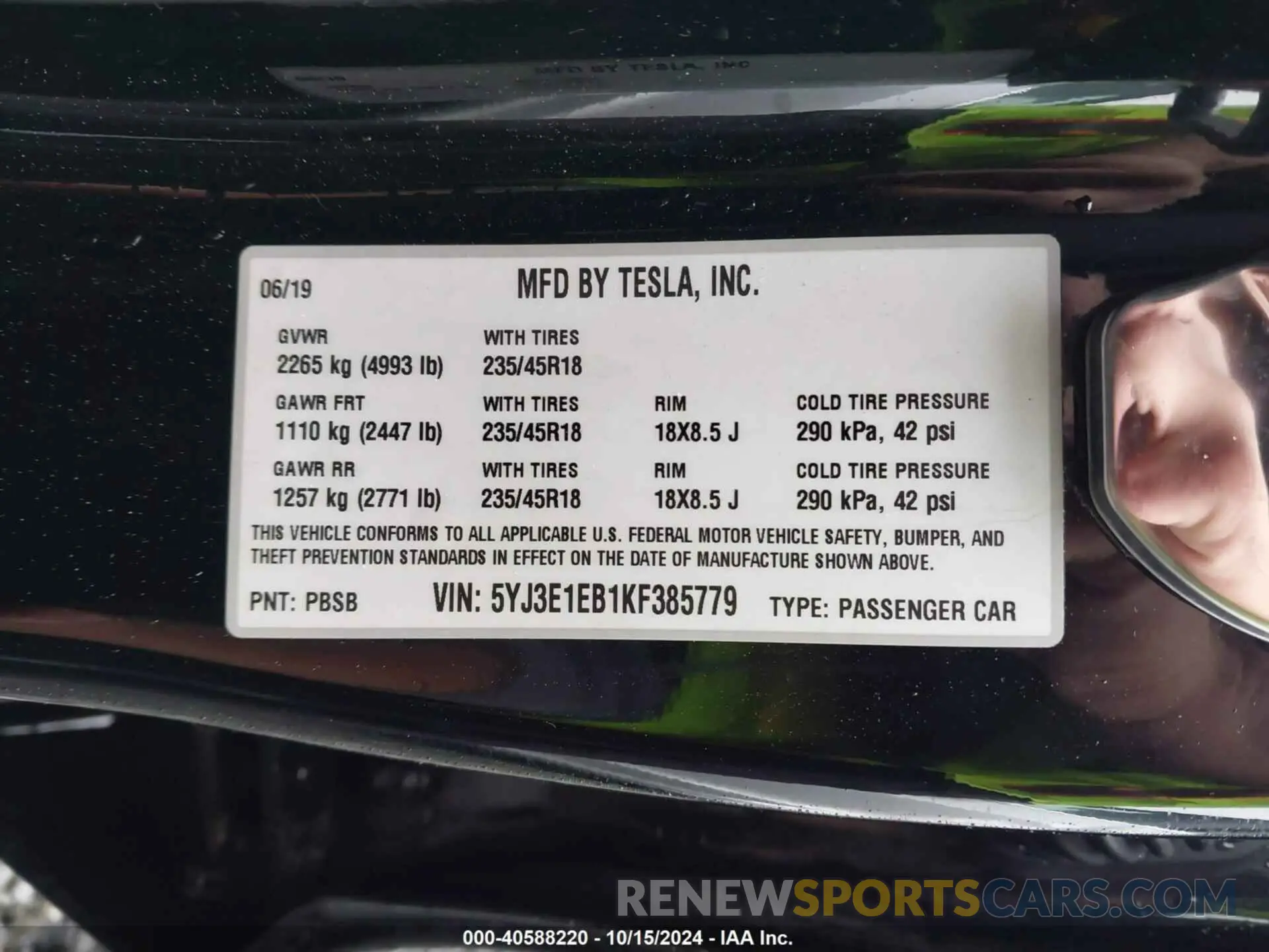 9 Photograph of a damaged car 5YJ3E1EB1KF385779 TESLA MODEL 3 2019