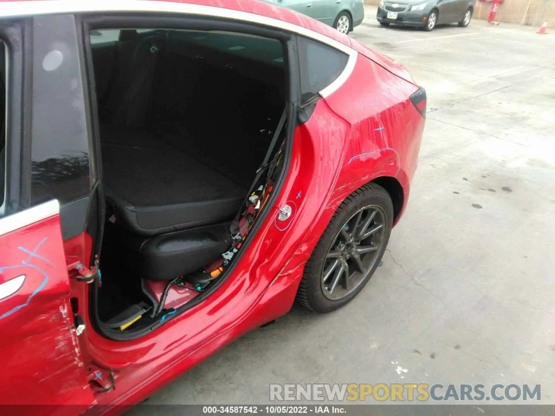 6 Photograph of a damaged car 5YJ3E1EB1KF387113 TESLA MODEL 3 2019