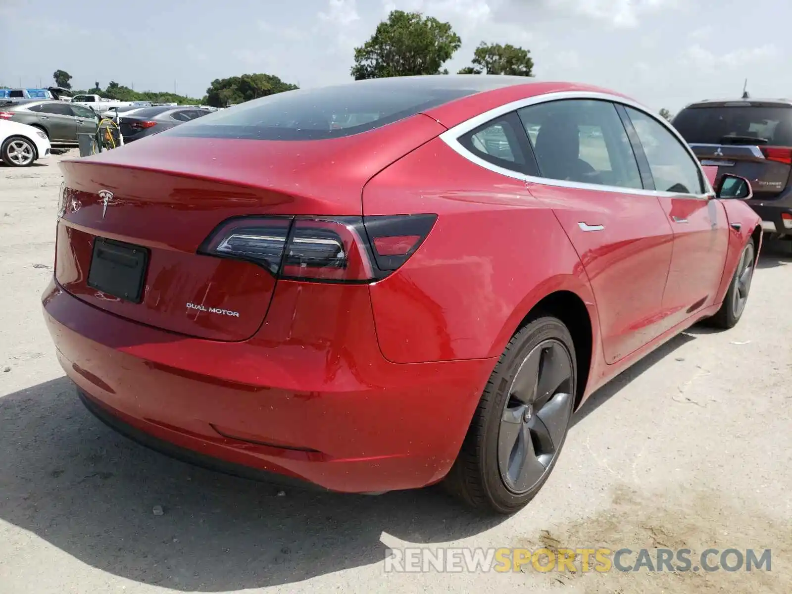 4 Photograph of a damaged car 5YJ3E1EB1KF387208 TESLA MODEL 3 2019