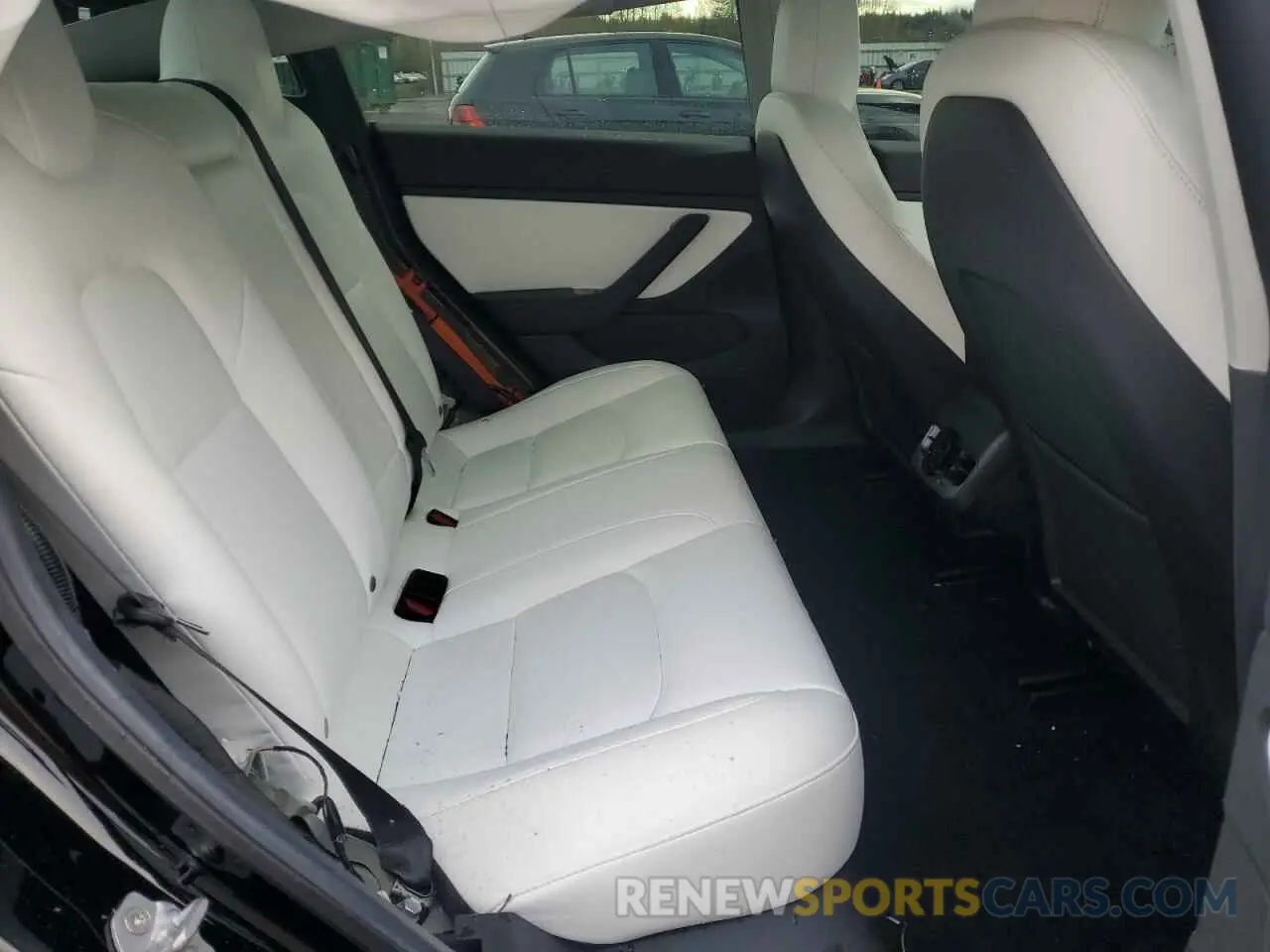 10 Photograph of a damaged car 5YJ3E1EB1KF390531 TESLA MODEL 3 2019
