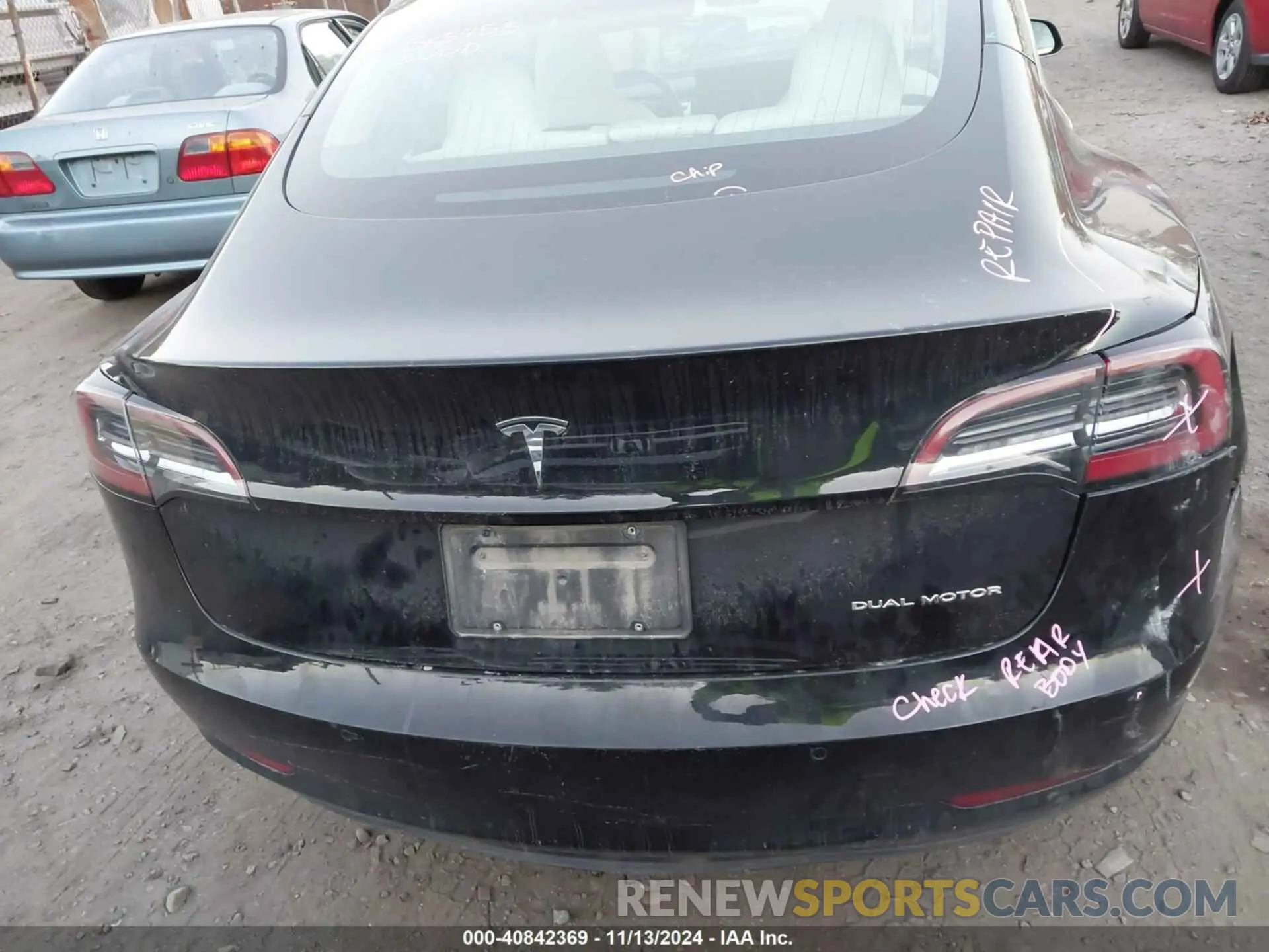 15 Photograph of a damaged car 5YJ3E1EB1KF391453 TESLA MODEL 3 2019