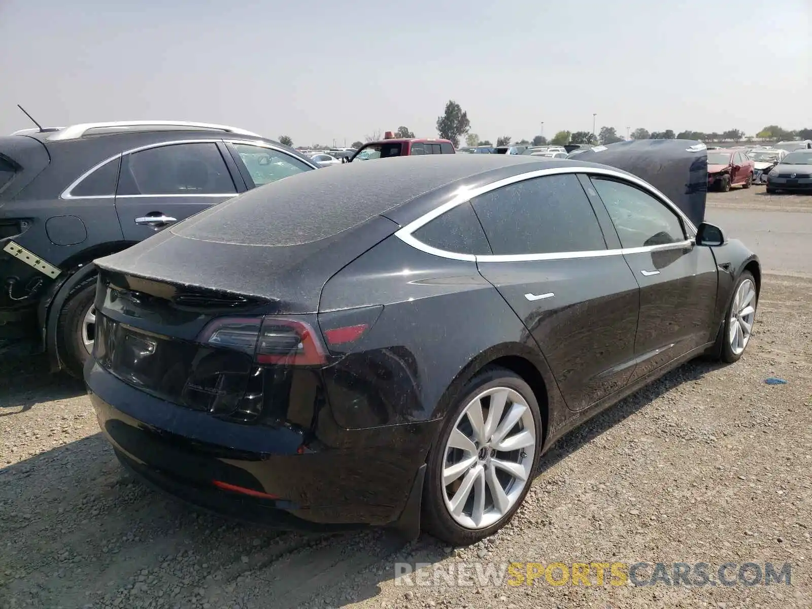 4 Photograph of a damaged car 5YJ3E1EB1KF406517 TESLA MODEL 3 2019