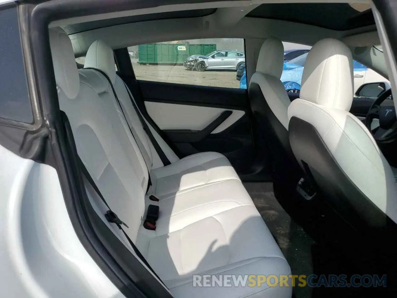 11 Photograph of a damaged car 5YJ3E1EB1KF422135 TESLA MODEL 3 2019