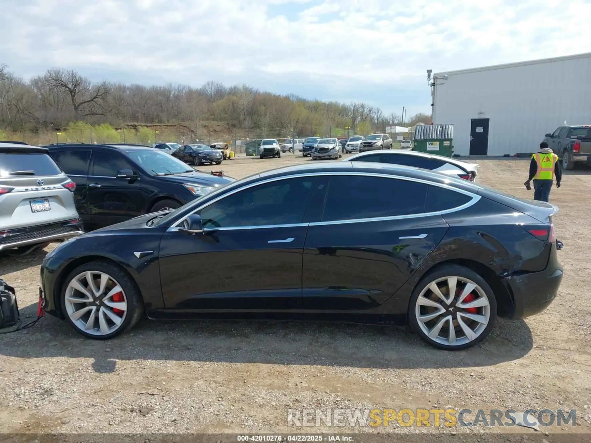 8 Photograph of a damaged car 5YJ3E1EB1KF438335 TESLA MODEL 3 2019