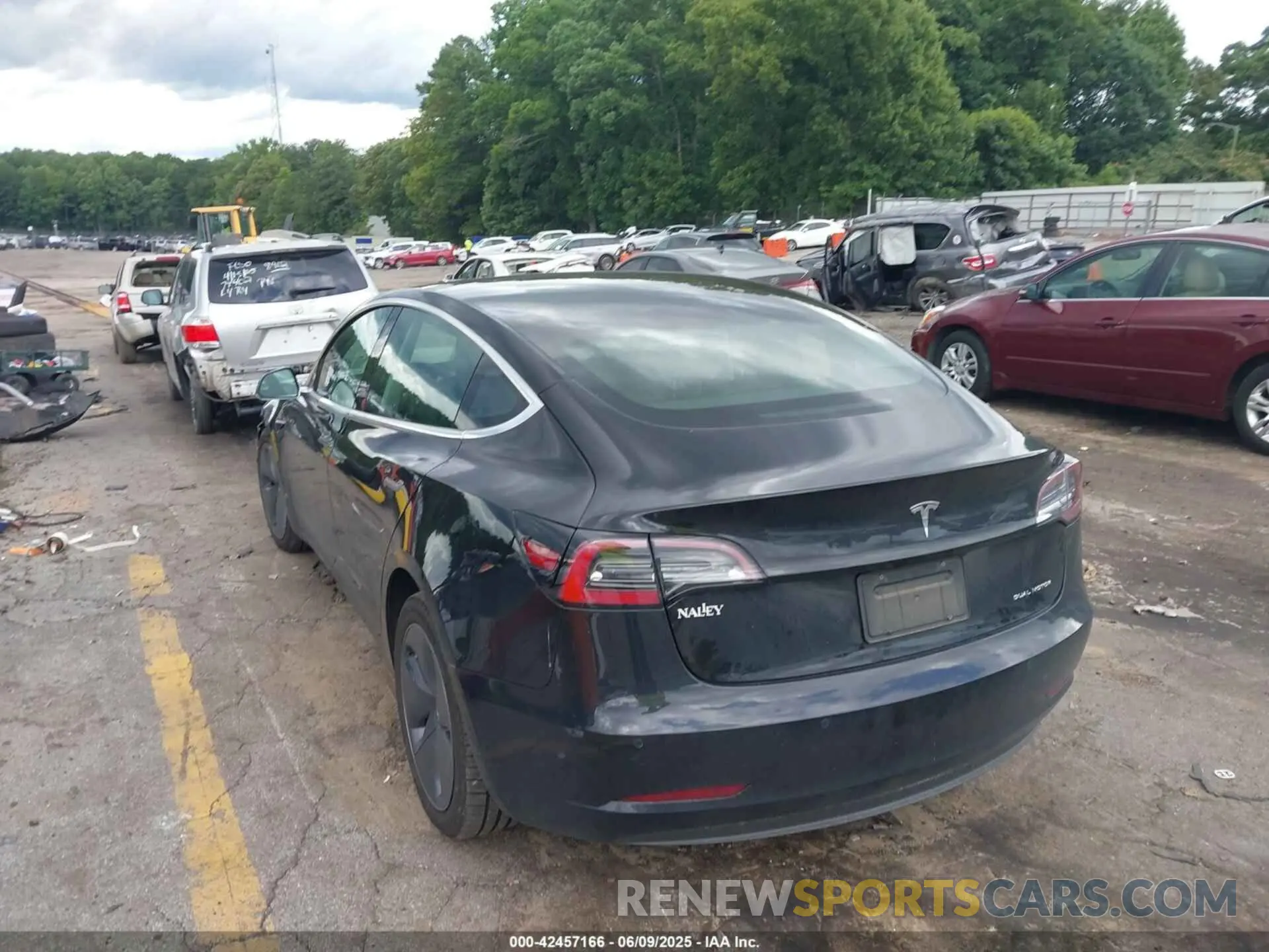 3 Photograph of a damaged car 5YJ3E1EB1KF441834 TESLA MODEL 3 2019