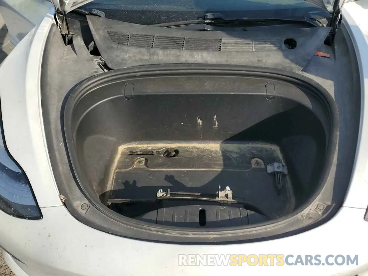 11 Photograph of a damaged car 5YJ3E1EB1KF510554 TESLA MODEL 3 2019