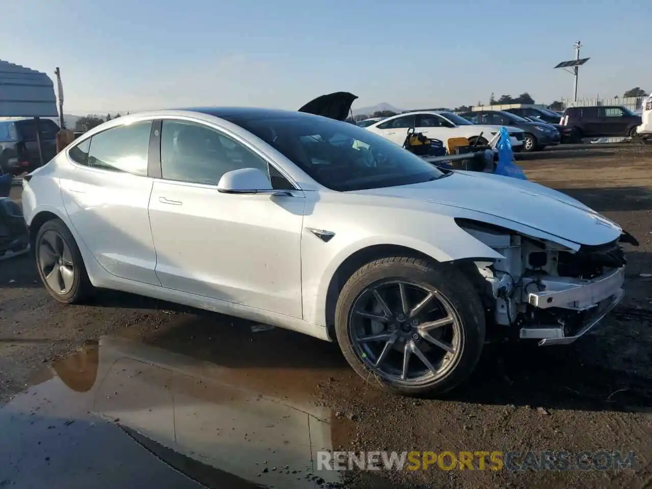 4 Photograph of a damaged car 5YJ3E1EB1KF511882 TESLA MODEL 3 2019