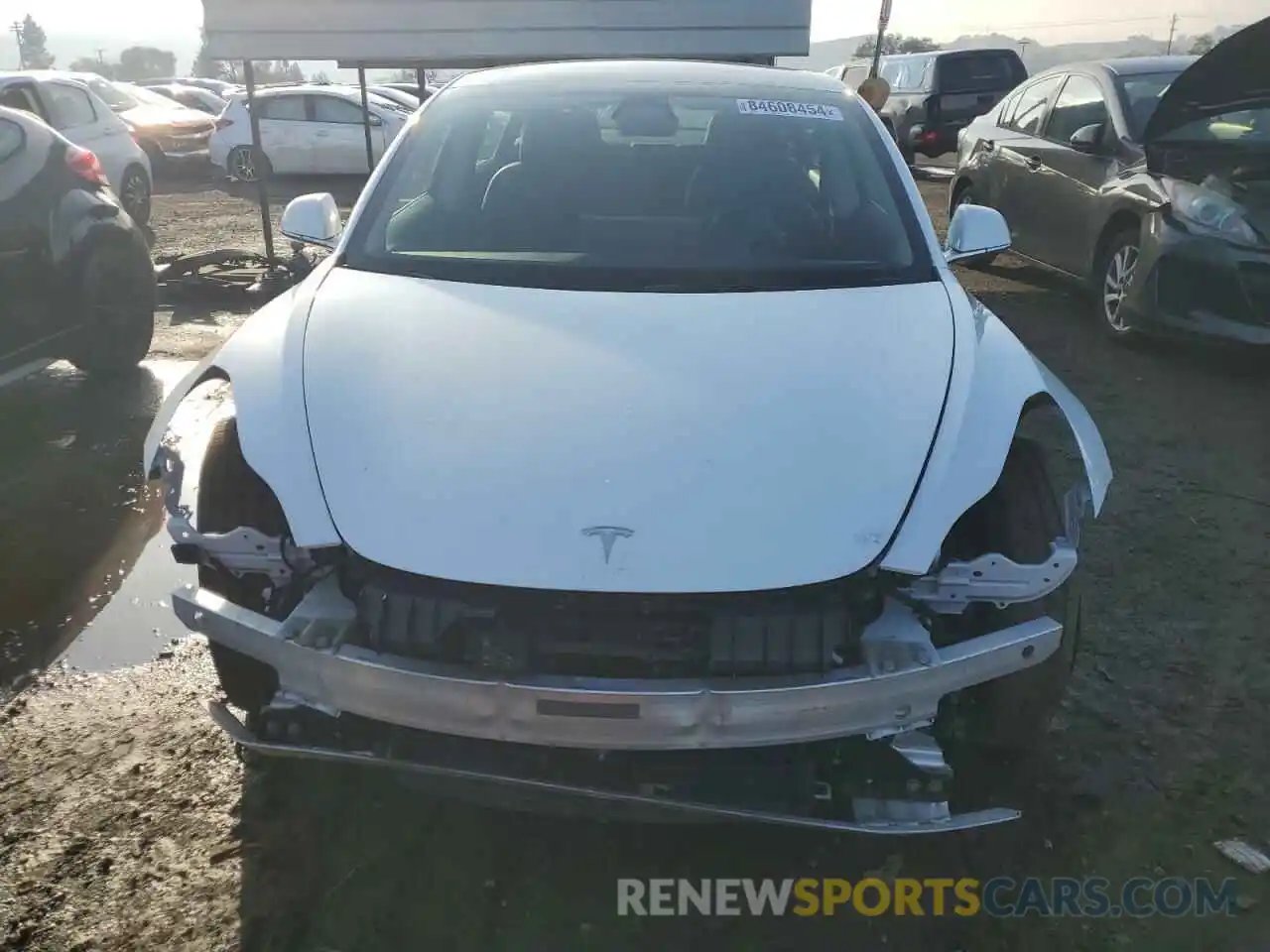 5 Photograph of a damaged car 5YJ3E1EB1KF511882 TESLA MODEL 3 2019