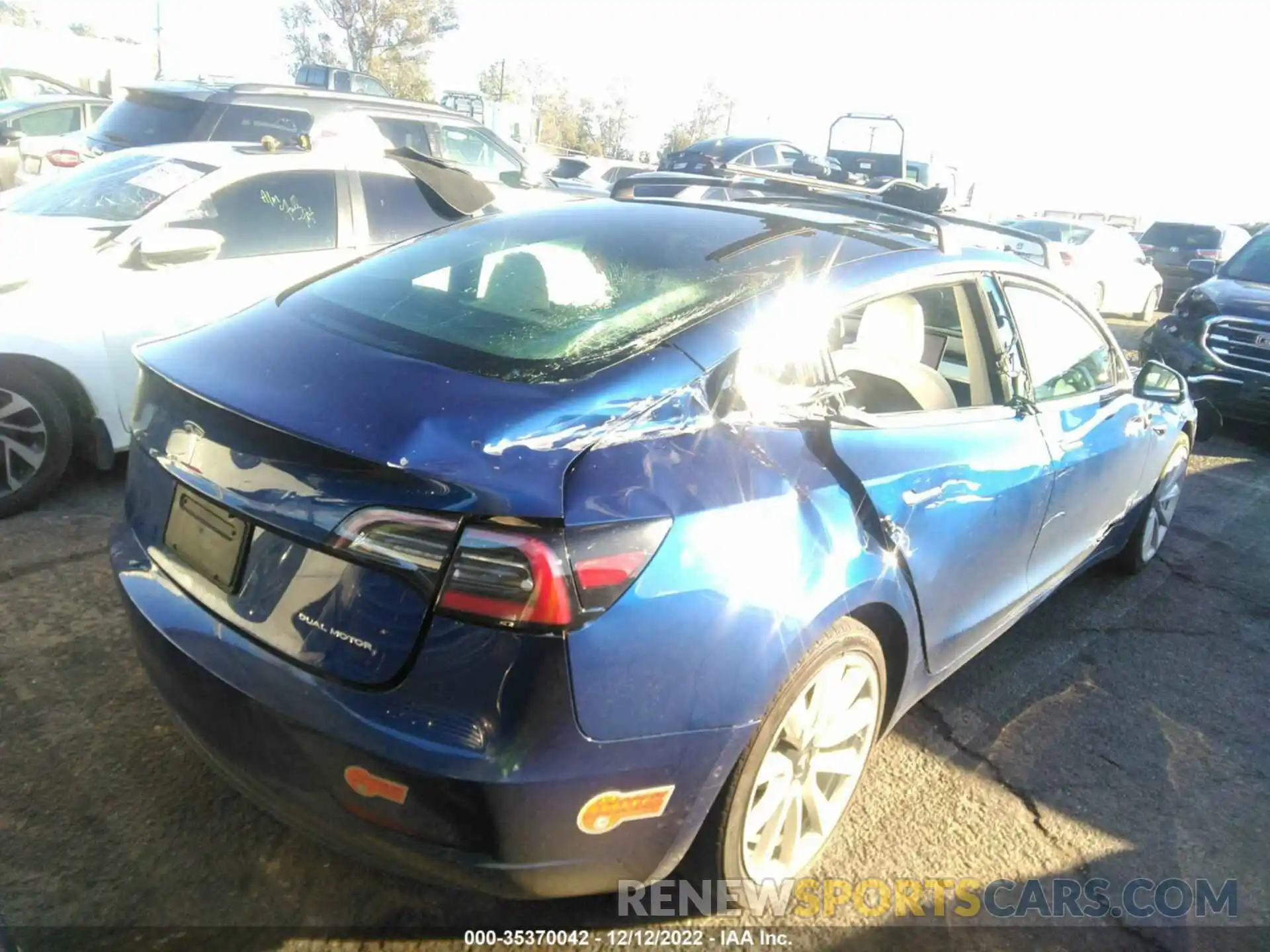 4 Photograph of a damaged car 5YJ3E1EB1KF513292 TESLA MODEL 3 2019