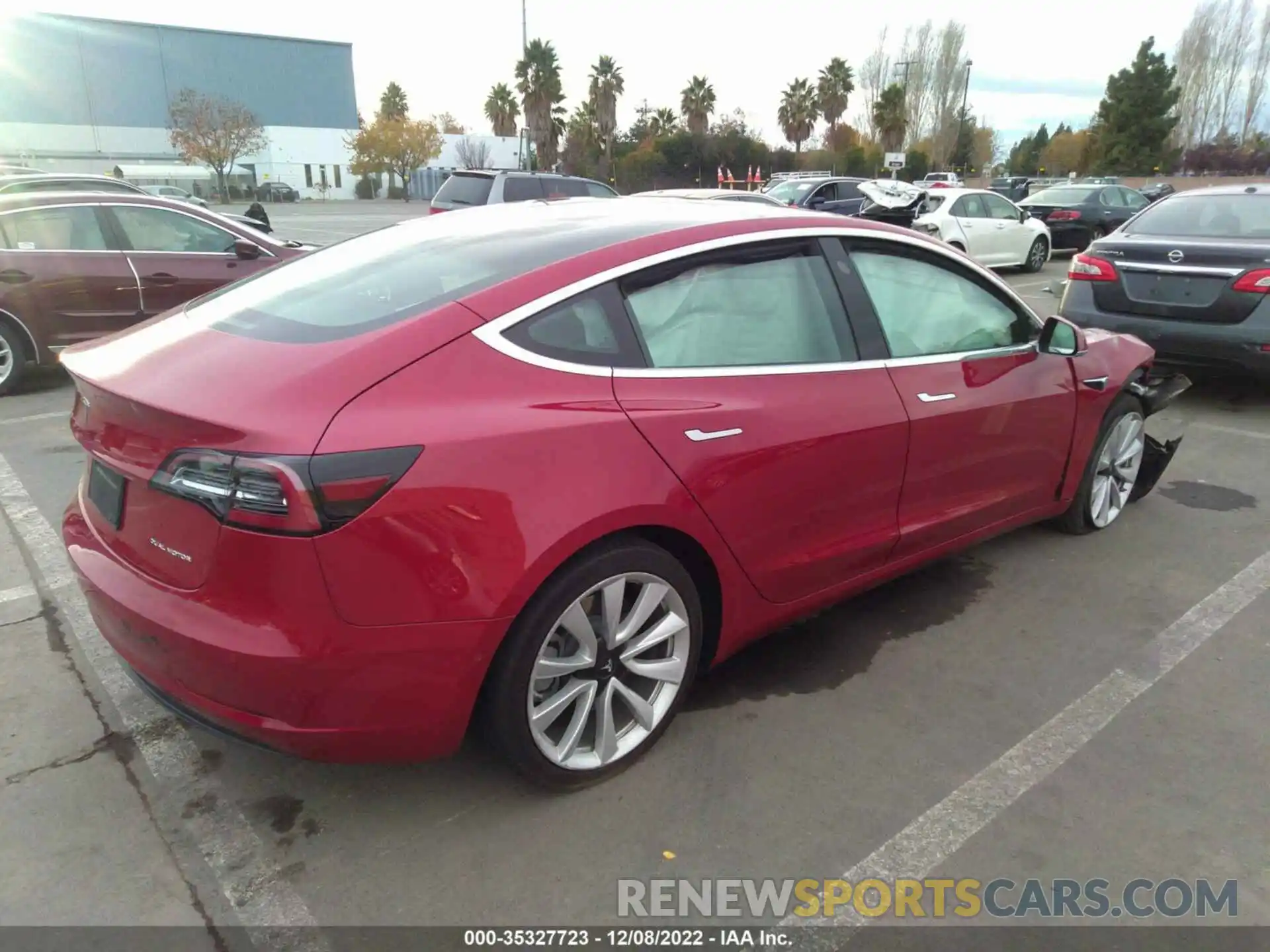 4 Photograph of a damaged car 5YJ3E1EB1KF521635 TESLA MODEL 3 2019