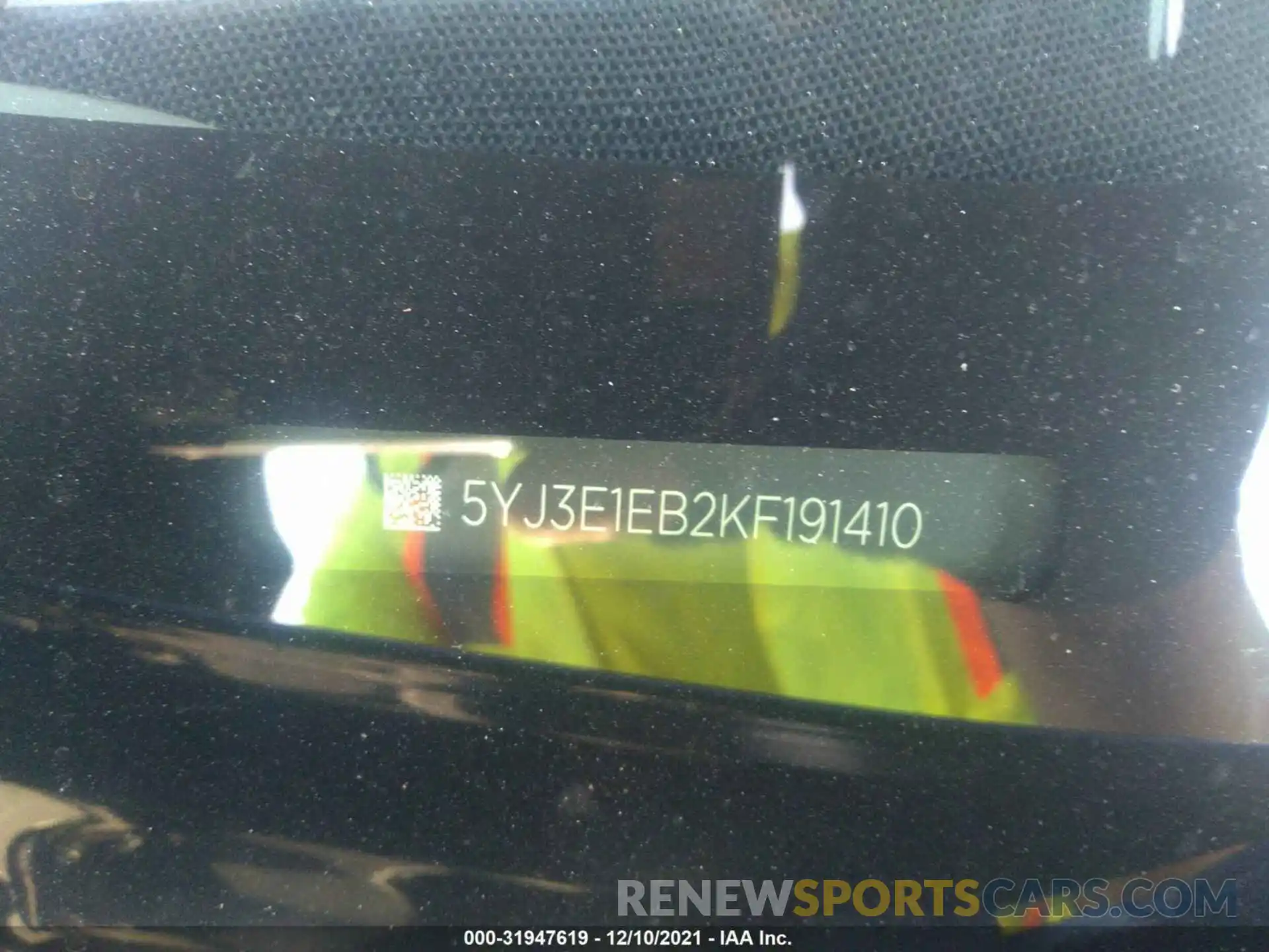 9 Photograph of a damaged car 5YJ3E1EB2KF191410 TESLA MODEL 3 2019