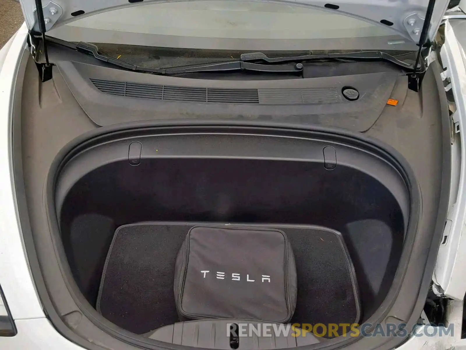 7 Photograph of a damaged car 5YJ3E1EB2KF191553 TESLA MODEL 3 2019