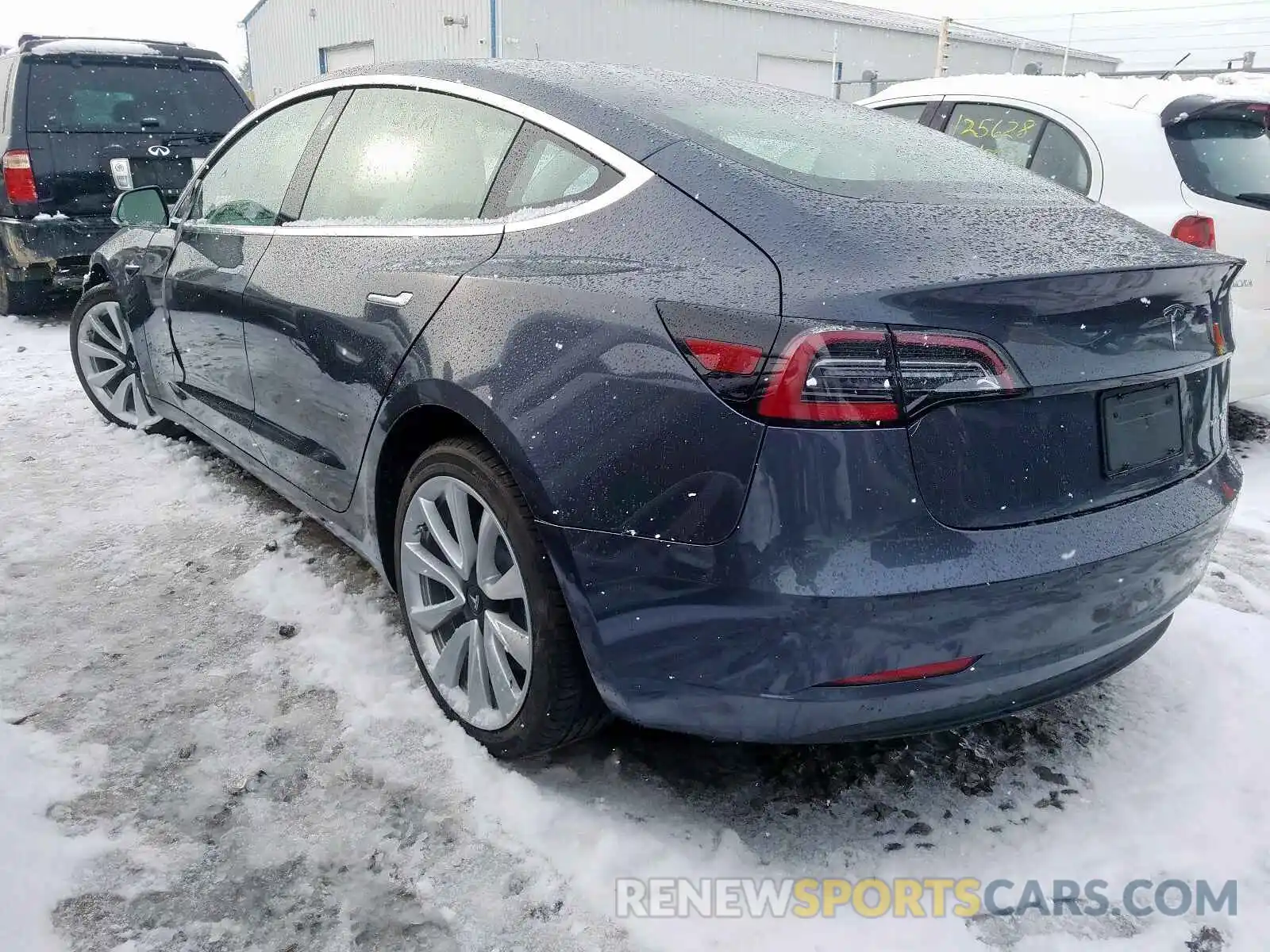 3 Photograph of a damaged car 5YJ3E1EB2KF195702 TESLA MODEL 3 2019