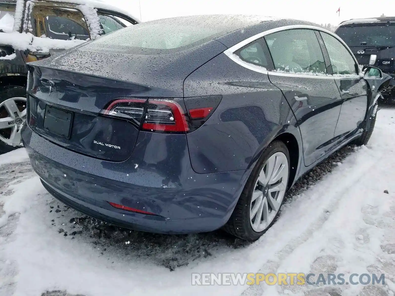 4 Photograph of a damaged car 5YJ3E1EB2KF195702 TESLA MODEL 3 2019