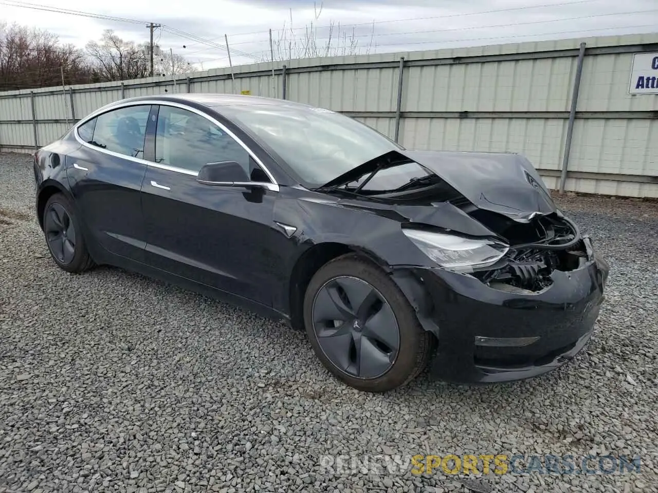 4 Photograph of a damaged car 5YJ3E1EB2KF197062 TESLA MODEL 3 2019