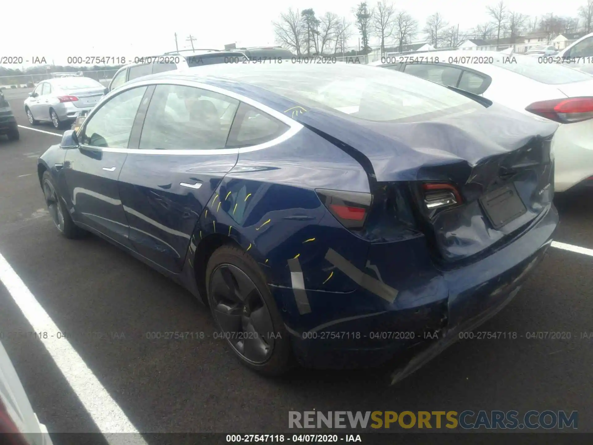 3 Photograph of a damaged car 5YJ3E1EB2KF199359 TESLA MODEL 3 2019