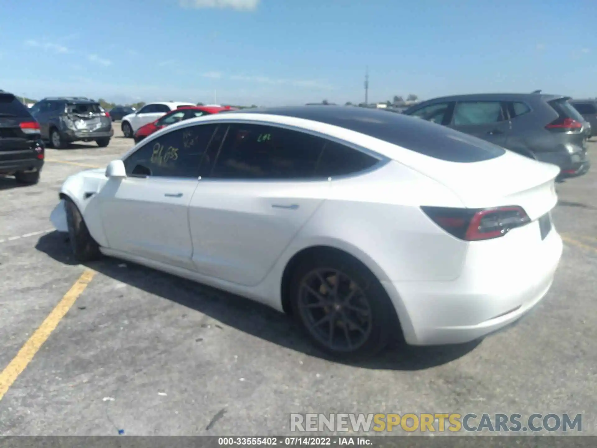 3 Photograph of a damaged car 5YJ3E1EB2KF211591 TESLA MODEL 3 2019