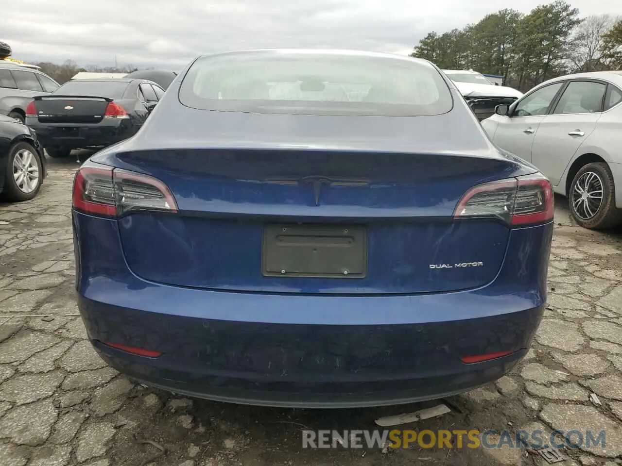 6 Photograph of a damaged car 5YJ3E1EB2KF359465 TESLA MODEL 3 2019