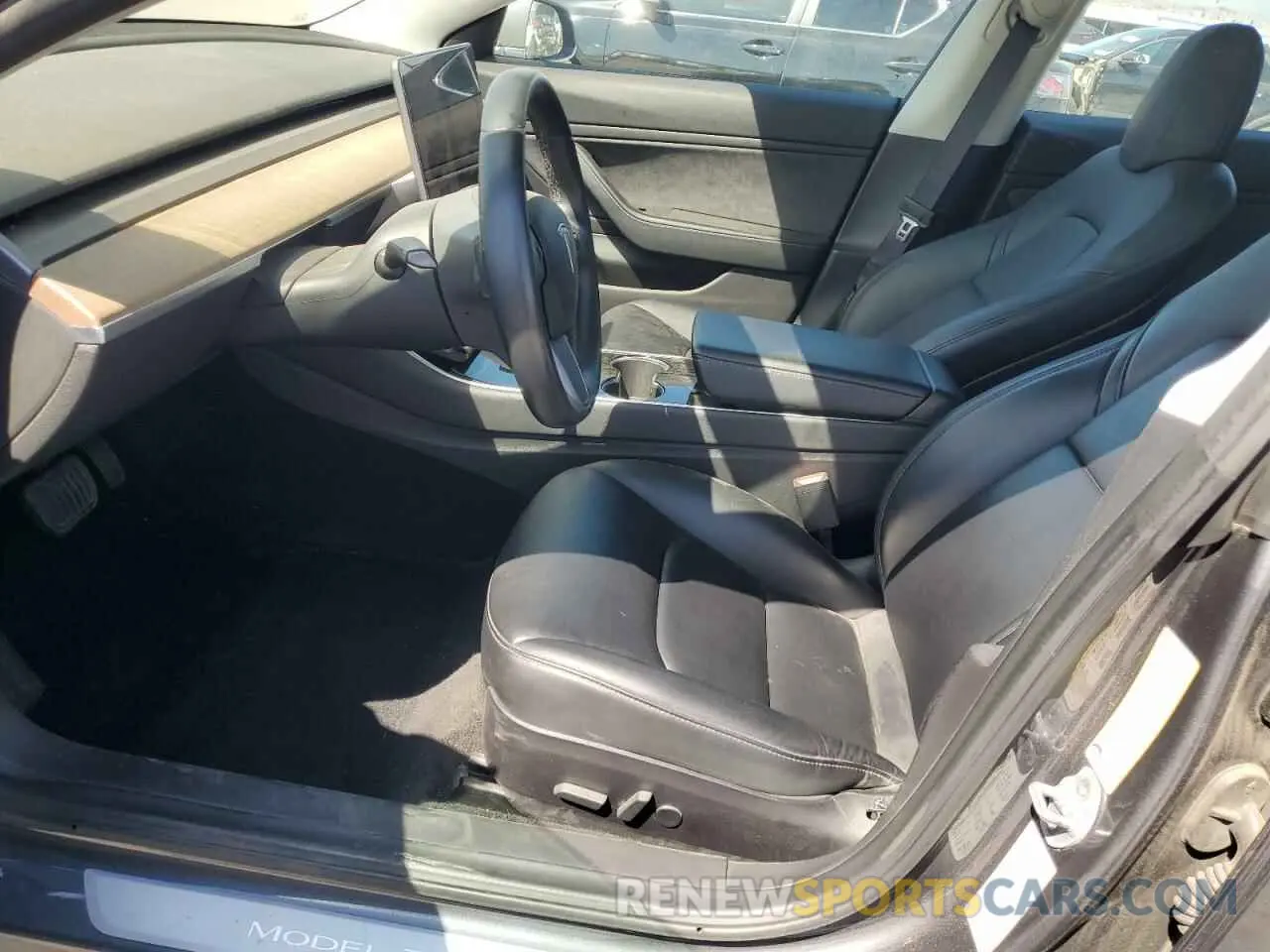 7 Photograph of a damaged car 5YJ3E1EB2KF361409 TESLA MODEL 3 2019