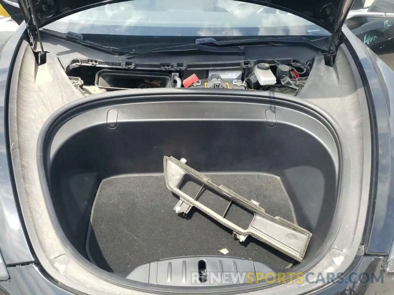 7 Photograph of a damaged car 5YJ3E1EB2KF385368 TESLA MODEL 3 2019