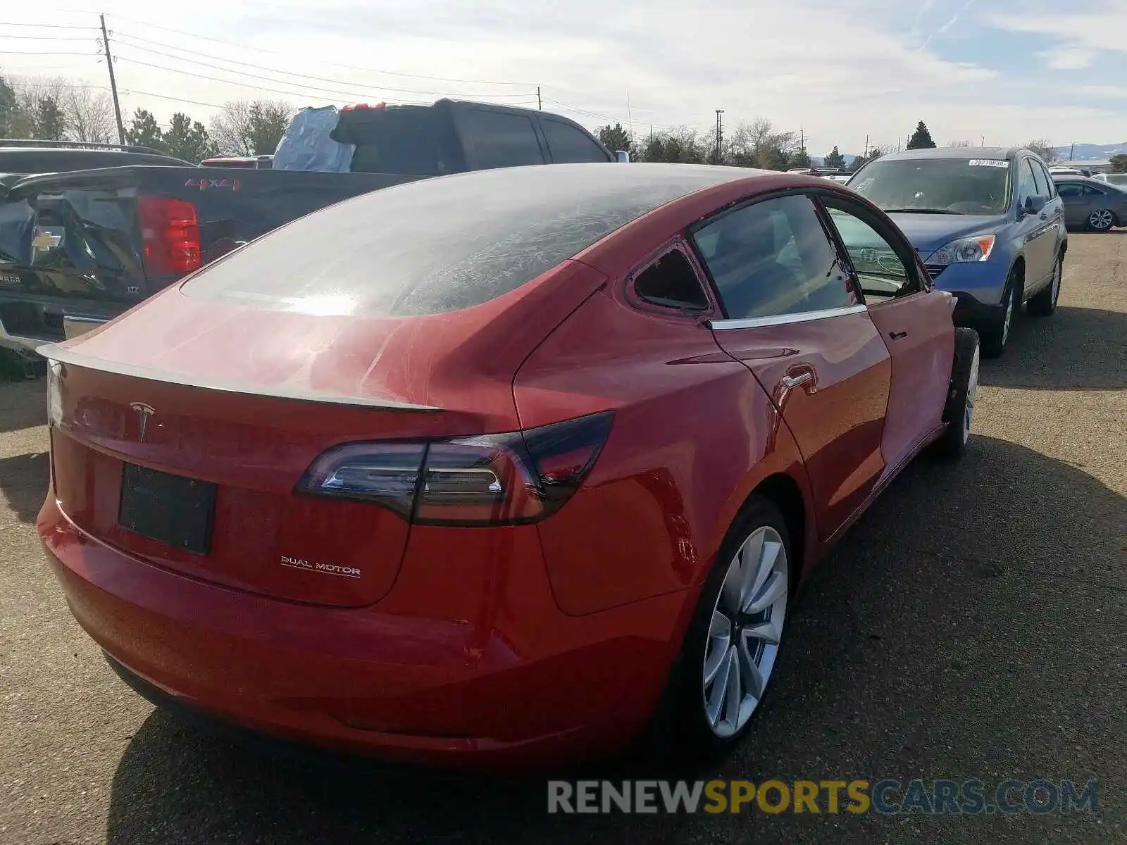 4 Photograph of a damaged car 5YJ3E1EB2KF389808 TESLA MODEL 3 2019