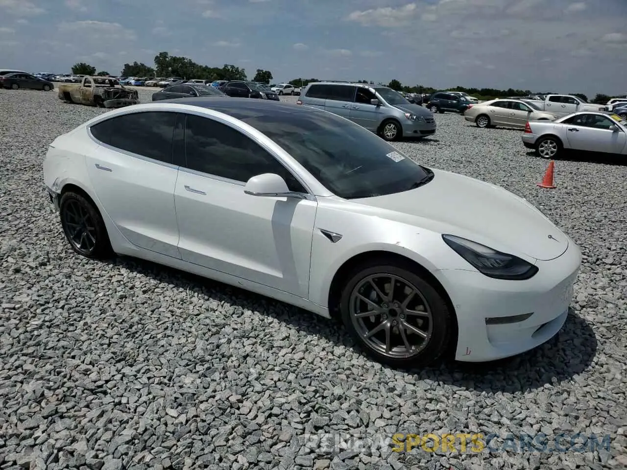 4 Photograph of a damaged car 5YJ3E1EB2KF391185 TESLA MODEL 3 2019