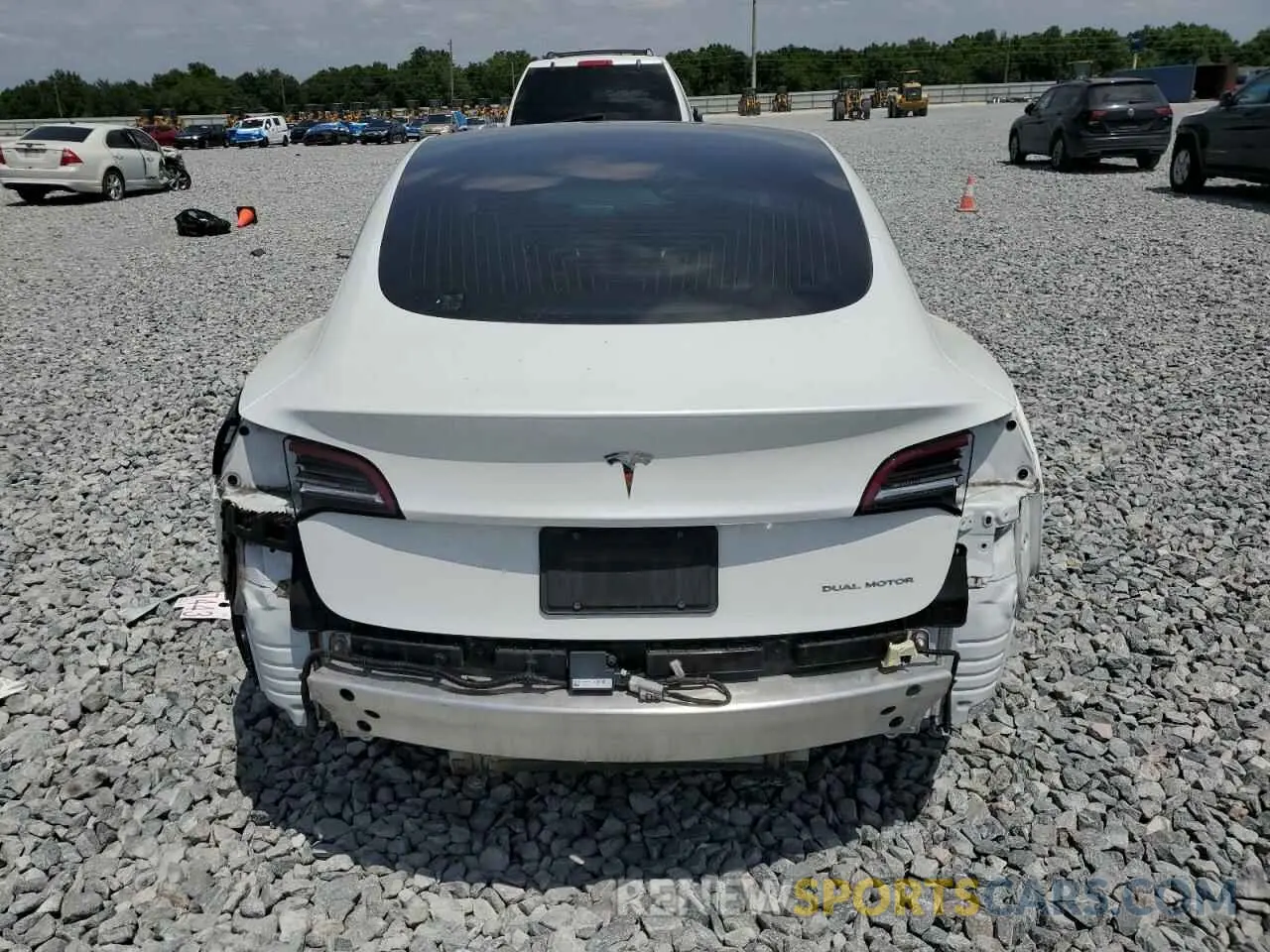 6 Photograph of a damaged car 5YJ3E1EB2KF391185 TESLA MODEL 3 2019