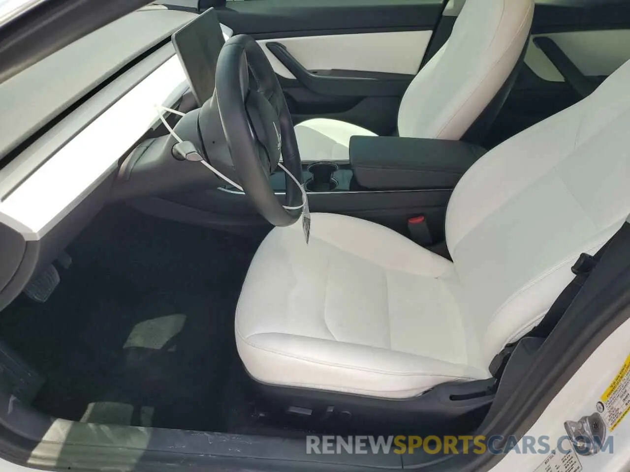 7 Photograph of a damaged car 5YJ3E1EB2KF391185 TESLA MODEL 3 2019