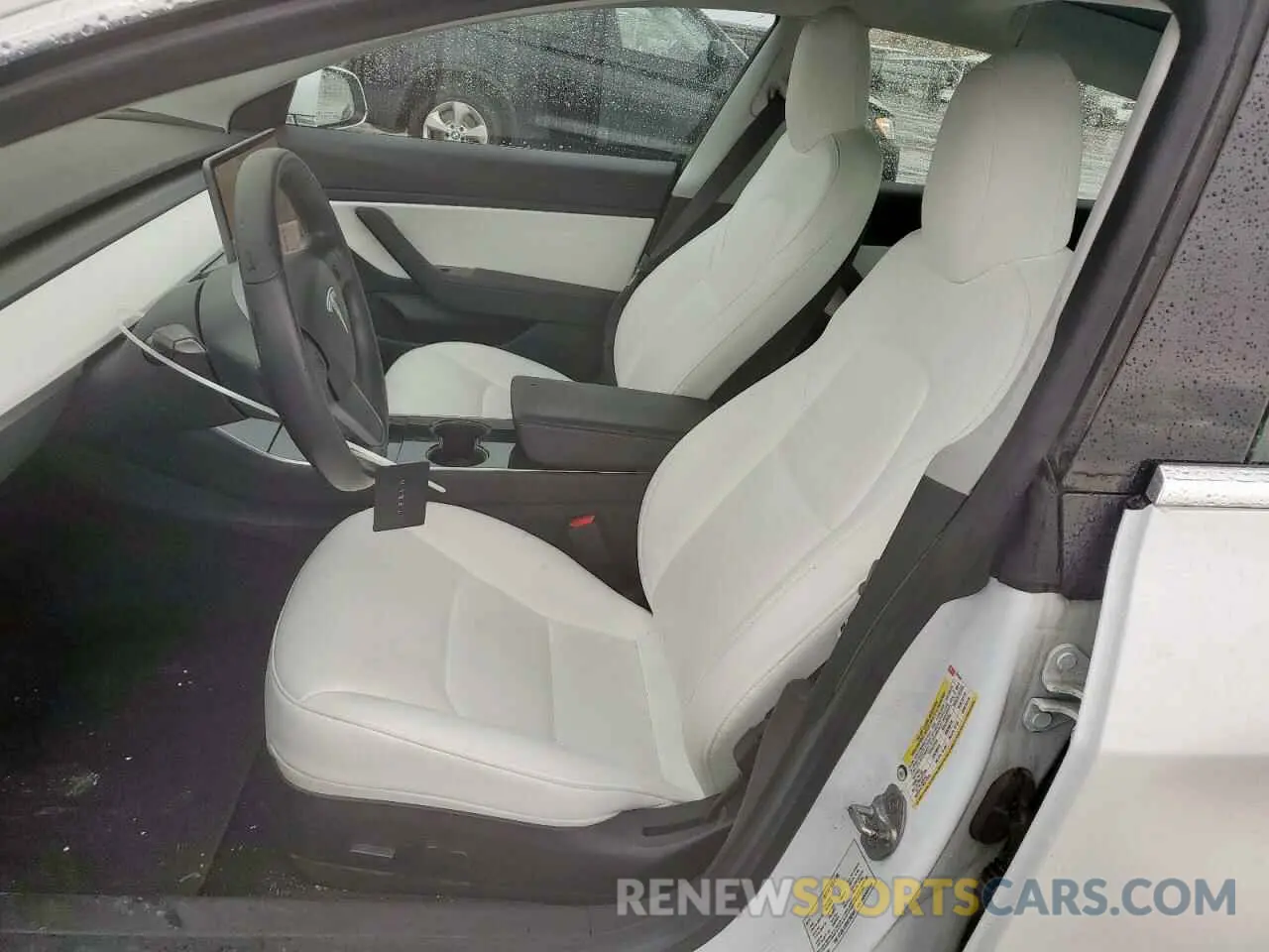 7 Photograph of a damaged car 5YJ3E1EB2KF392305 TESLA MODEL 3 2019
