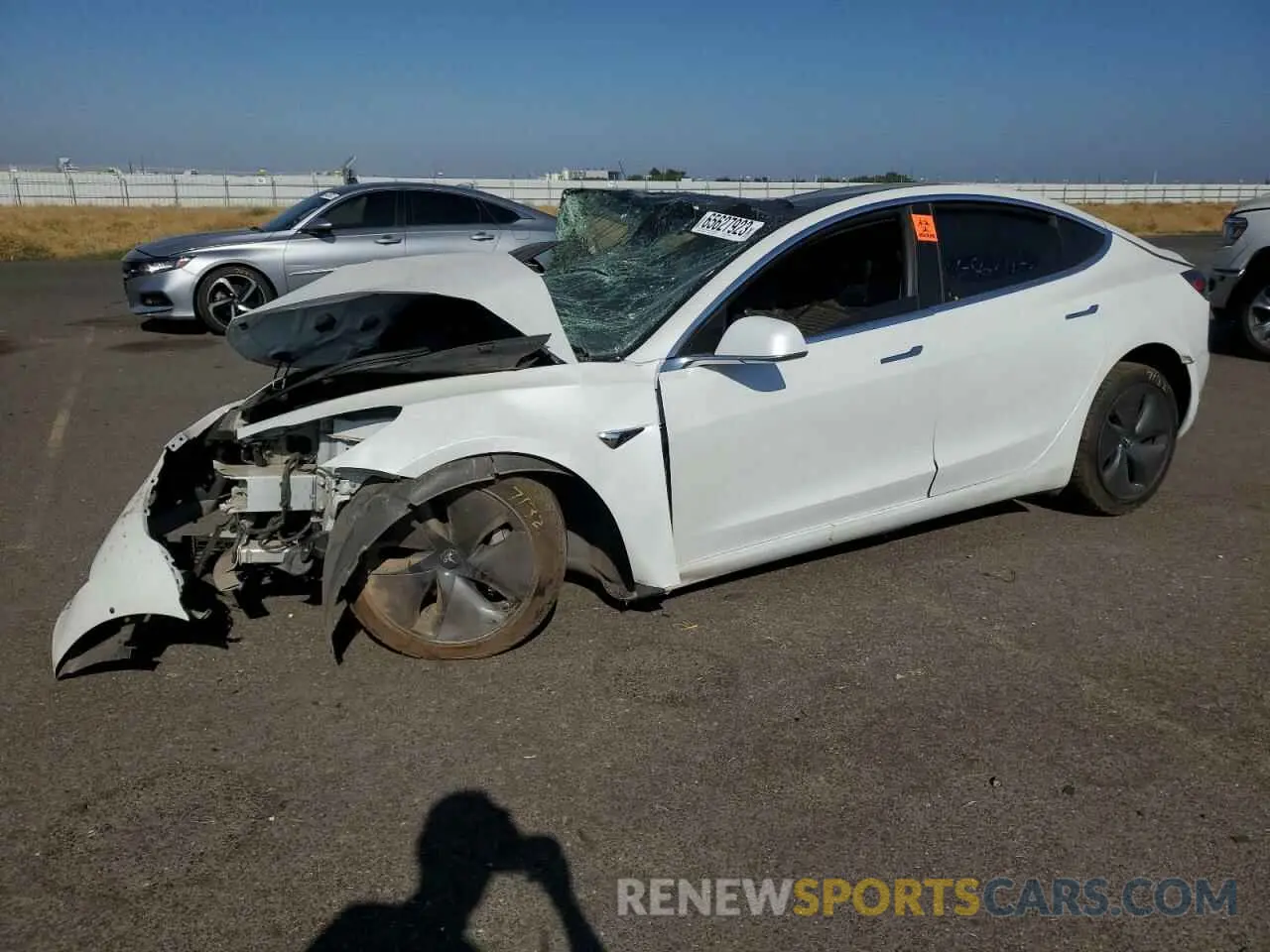 1 Photograph of a damaged car 5YJ3E1EB2KF408356 TESLA MODEL 3 2019