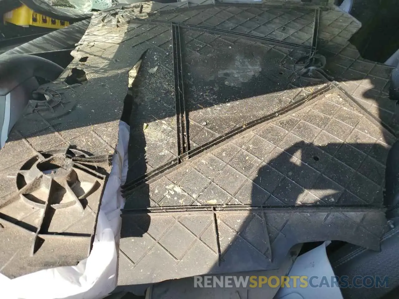 7 Photograph of a damaged car 5YJ3E1EB2KF408356 TESLA MODEL 3 2019