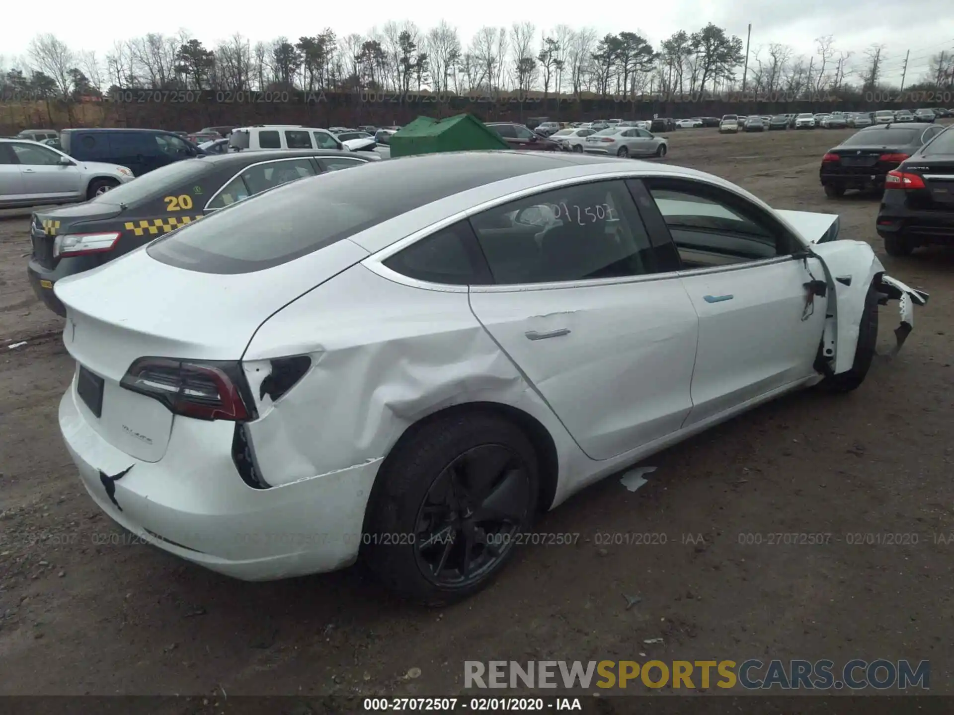 4 Photograph of a damaged car 5YJ3E1EB2KF418398 TESLA MODEL 3 2019