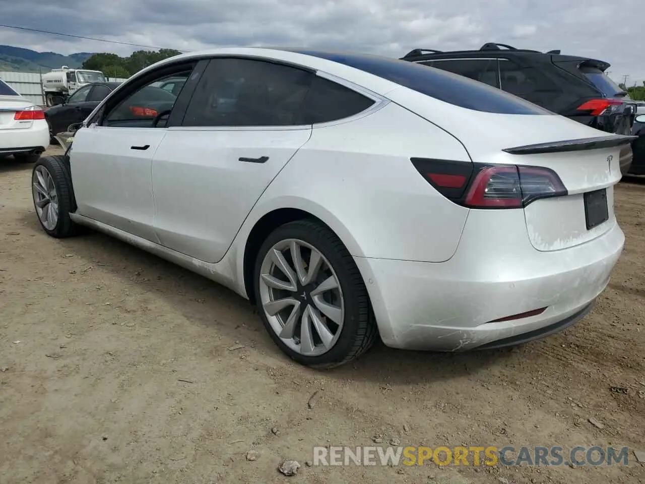 2 Photograph of a damaged car 5YJ3E1EB2KF418627 TESLA MODEL 3 2019
