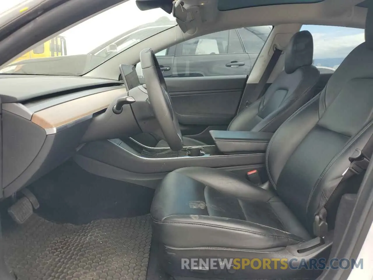 7 Photograph of a damaged car 5YJ3E1EB2KF418627 TESLA MODEL 3 2019