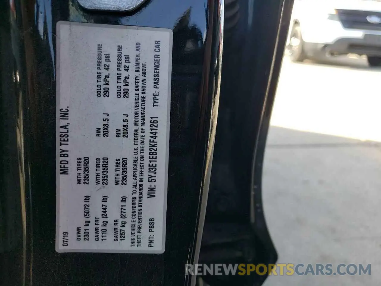12 Photograph of a damaged car 5YJ3E1EB2KF441261 TESLA MODEL 3 2019