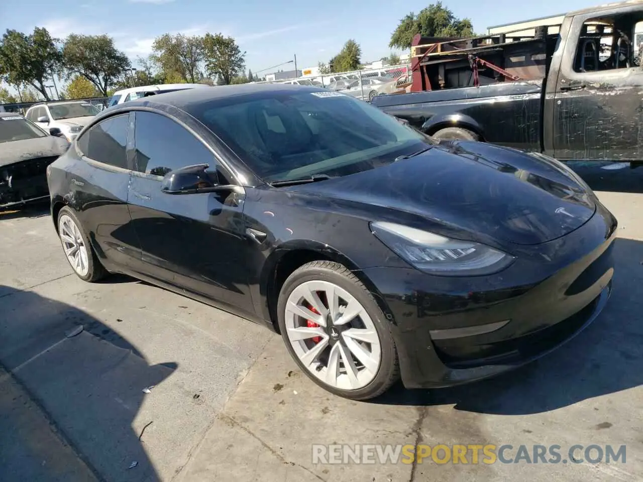 4 Photograph of a damaged car 5YJ3E1EB2KF441261 TESLA MODEL 3 2019