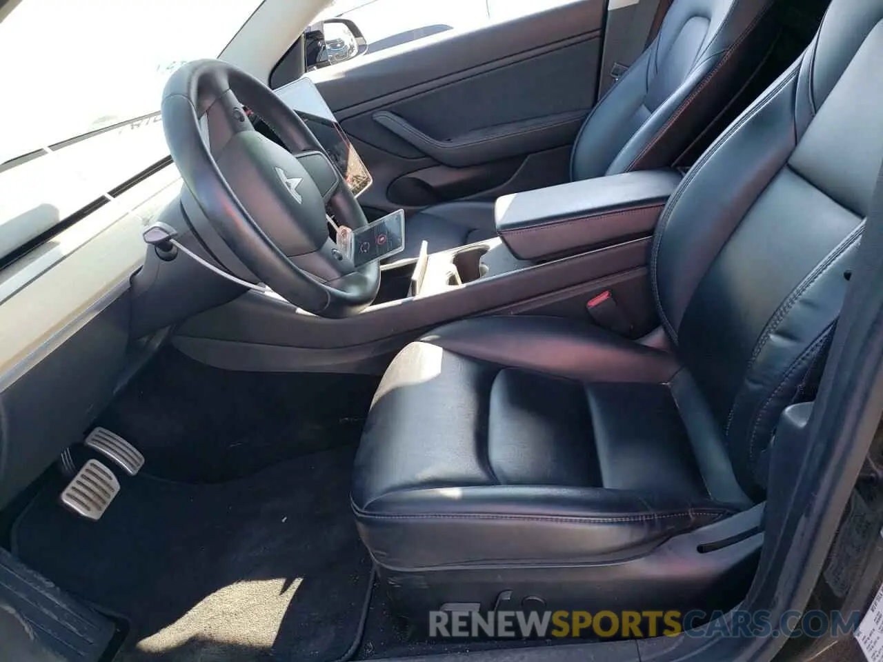 7 Photograph of a damaged car 5YJ3E1EB2KF441261 TESLA MODEL 3 2019