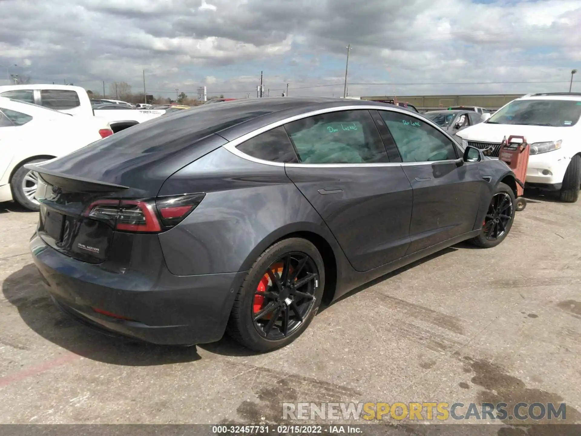 4 Photograph of a damaged car 5YJ3E1EB2KF447688 TESLA MODEL 3 2019