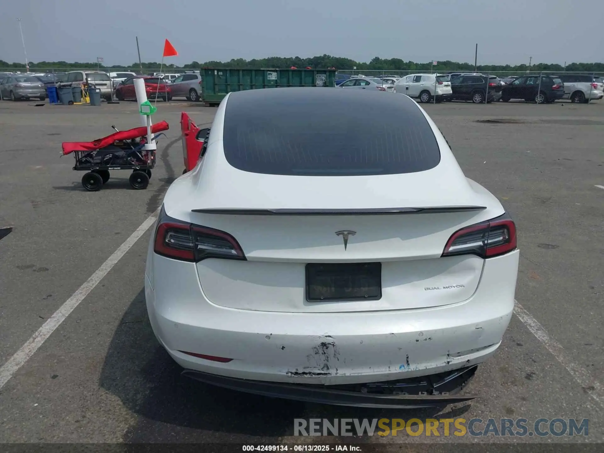 15 Photograph of a damaged car 5YJ3E1EB2KF452003 TESLA MODEL 3 2019