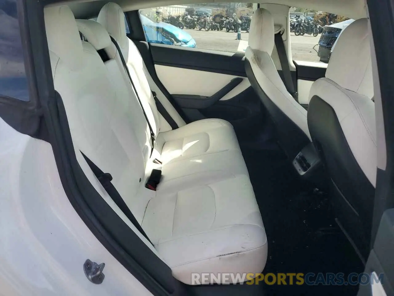 10 Photograph of a damaged car 5YJ3E1EB2KF454706 TESLA MODEL 3 2019